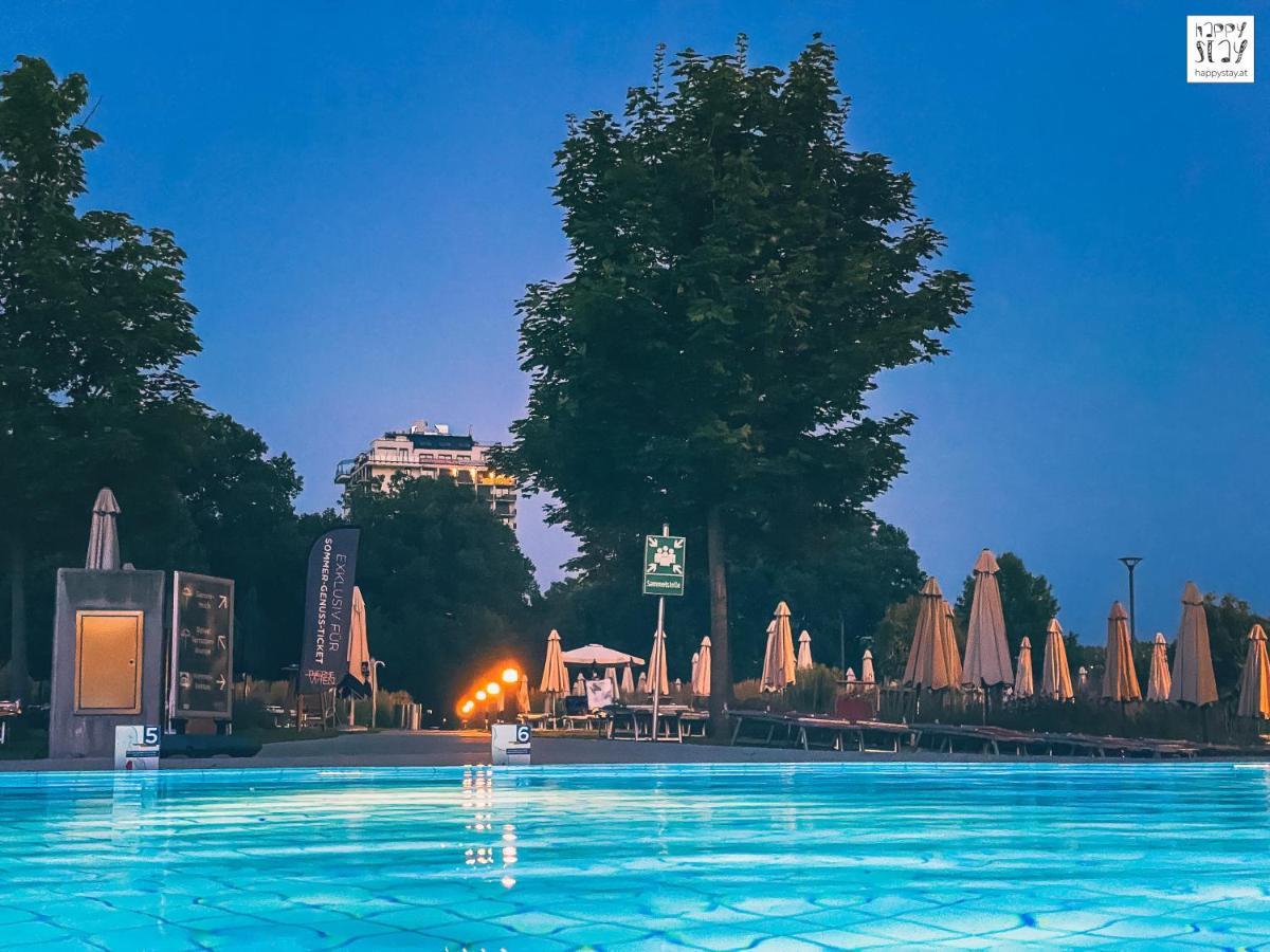 Parkblick - Therme Wien - Gratis Parken Im Der Garage - Terrasse - U-Bahn Экстерьер фото